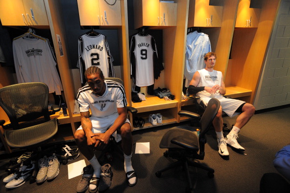 官战屡有翻 官战屡有翻